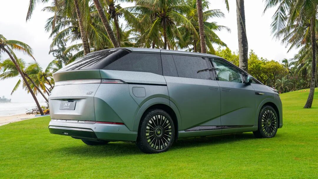 Xpeng X9 Car News – The 2025 Flagship Electric MPV Redefining Smart Mobility