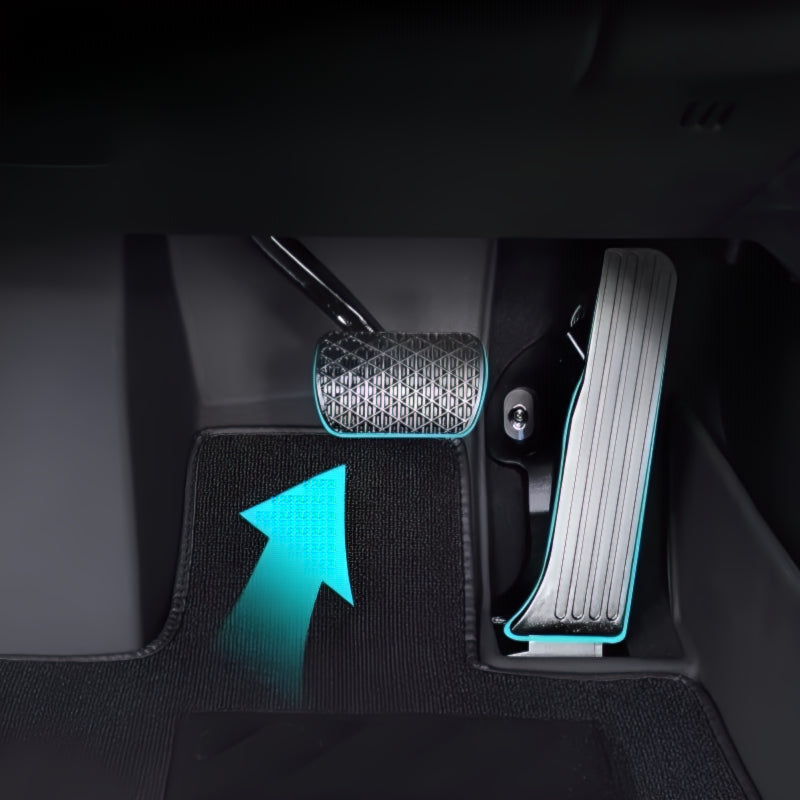 Xpeng P7 Non-Slip Foot Mat - Xpeng Accessories